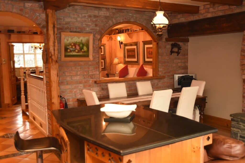 The Copper Kettle Townhouse kitchen and living area.